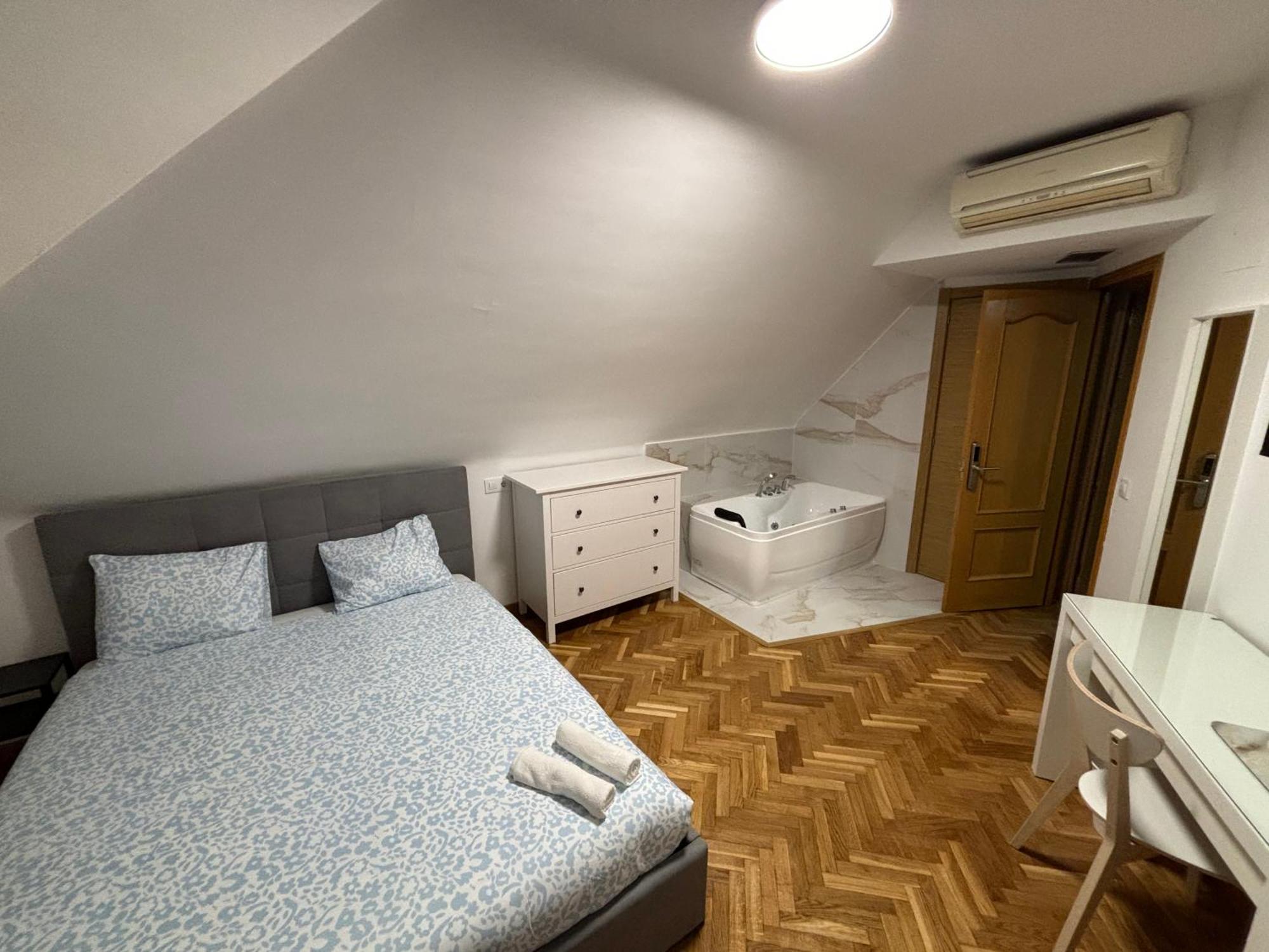Casa El Viso Hotel Madrid Ngoại thất bức ảnh
